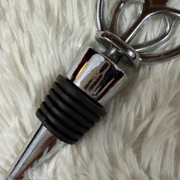 Silver Crown Wine Stopper - Picture 5 of 6